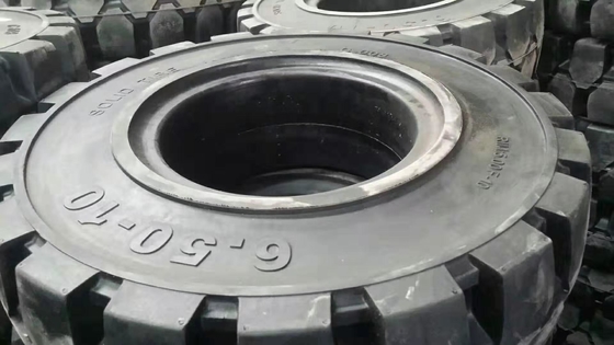 إطارات الشاحنات الصناعية