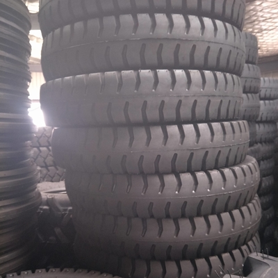 اطارات حافلات الشاحنة