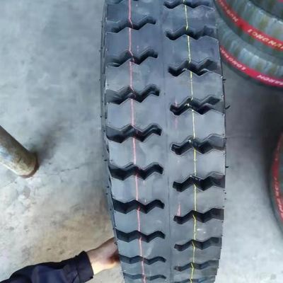 1200R20 إطارات شاحنات ثقيلة
